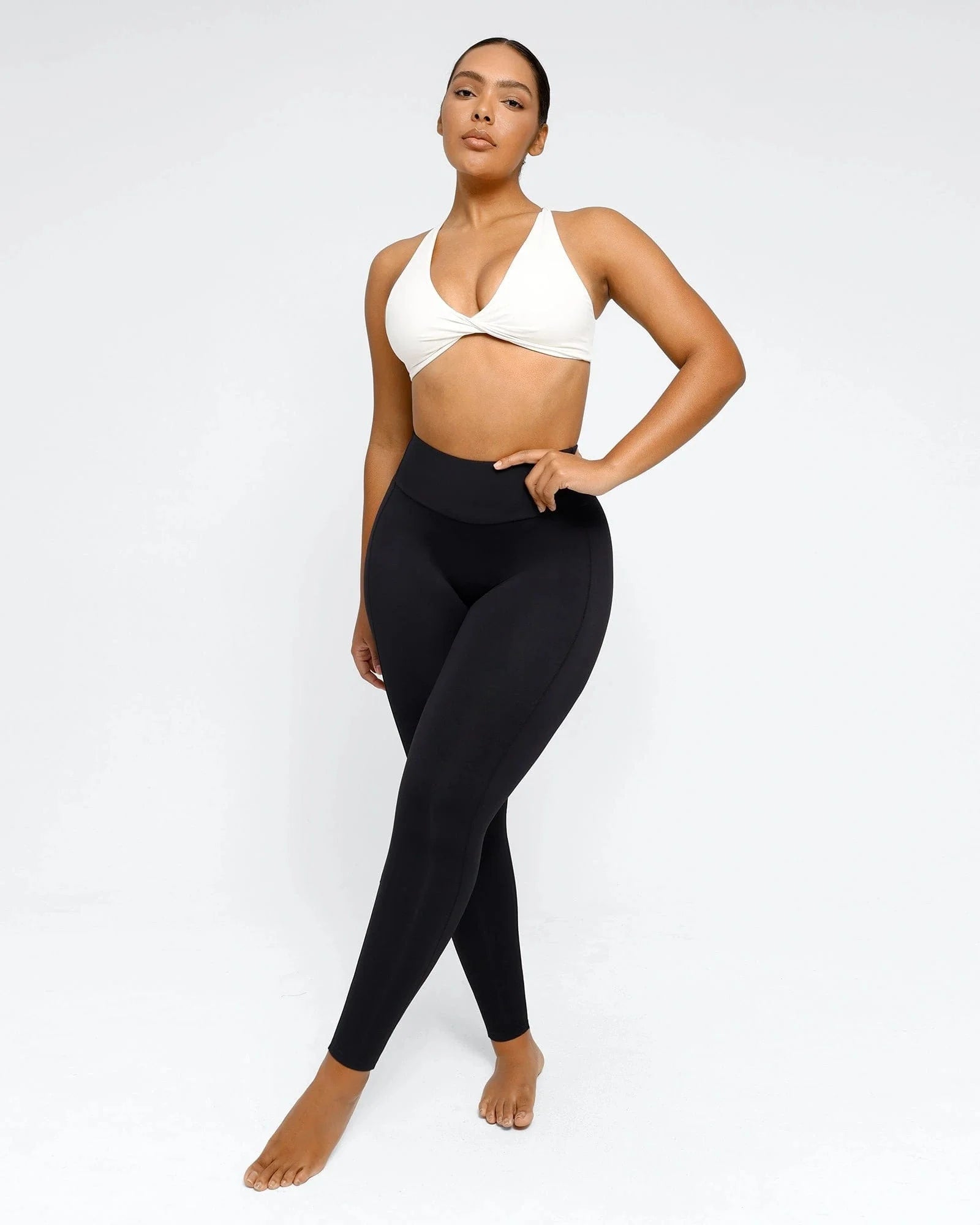 Built-In Thong Soft Smoothing Legging